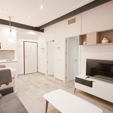 Apartamento Nuevo Y De Lujo En Puerta Del Sol Madrid Buitenkant foto