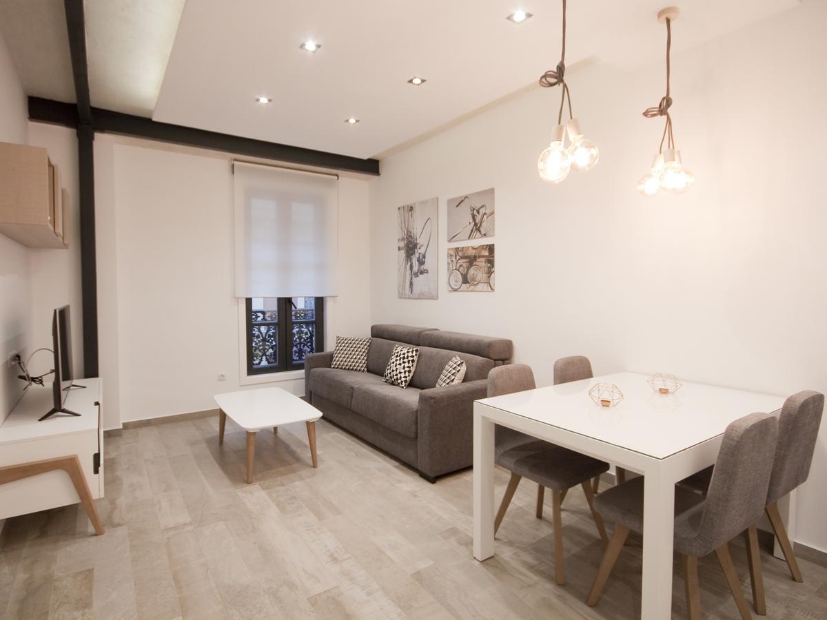 Apartamento Nuevo Y De Lujo En Puerta Del Sol Madrid Buitenkant foto