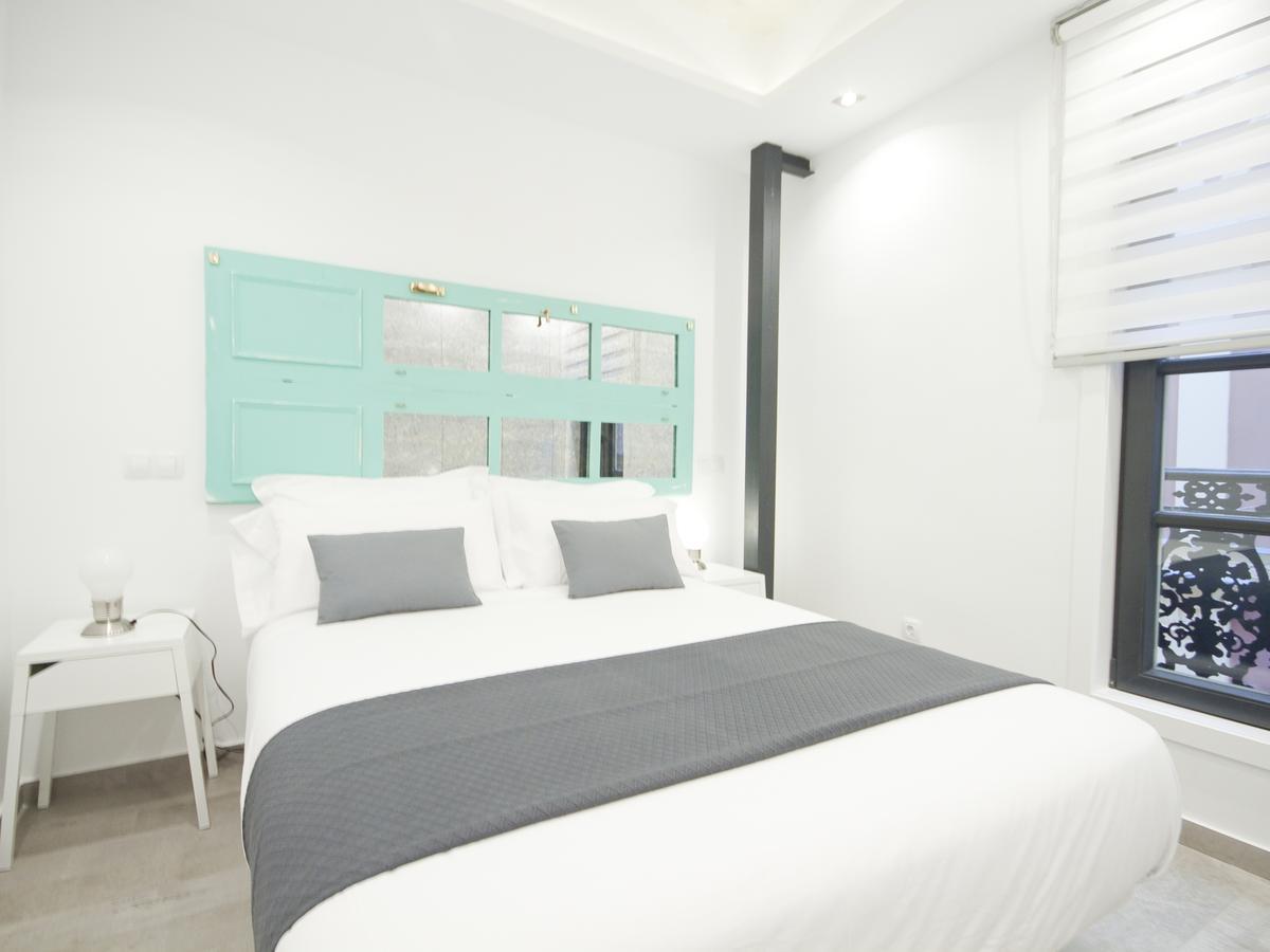 Apartamento Nuevo Y De Lujo En Puerta Del Sol Madrid Buitenkant foto